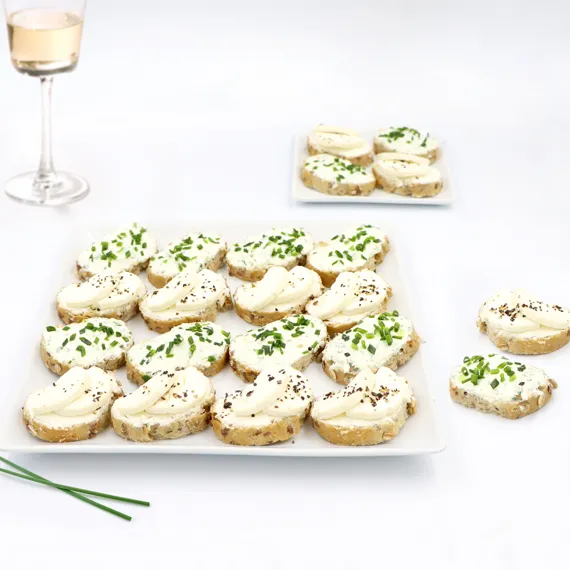 poulaillon-traiteur-tartinettes-fromag-res-toasts-20-pi-ces image 1