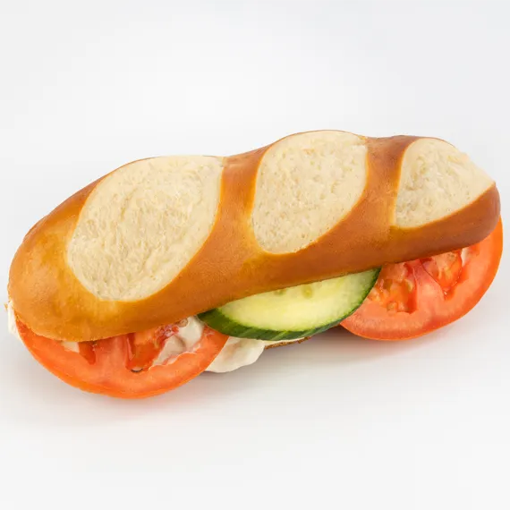 poulaillon-moricettes-moricette-salade-poulet-pain-bretzel-garni image 1