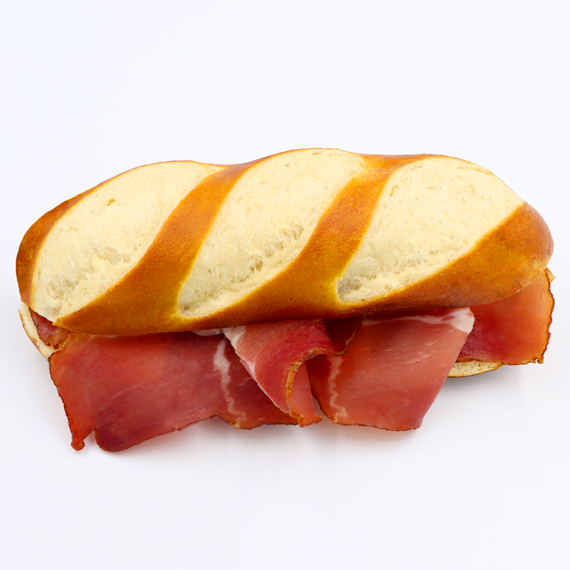 poulaillon-moricette-for-t-noire-sandwich-jambon-bretzel image 1