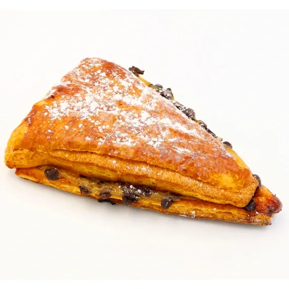 poulaillon-triangle-choco-banane-viennoiserie-chocolat image 1