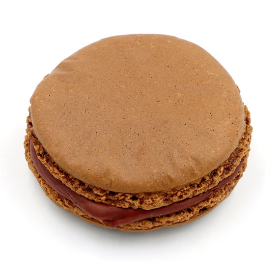 poulaillon-grand-macaron-p-tisserie-ganache-framboise-chocolat image 1