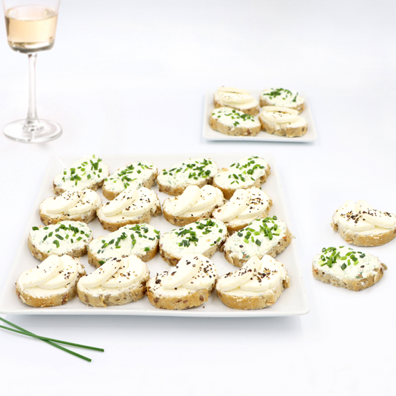 poulaillon-traiteur-tartinettes-fromag-res-toasts-20-pi-ces image 1