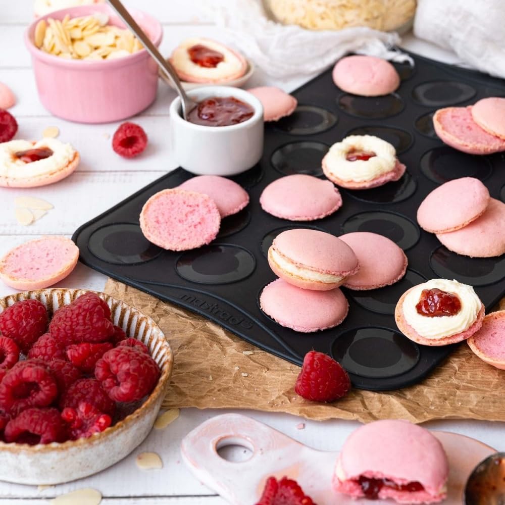 mastrad-f45514-feuille-macarons-silicone-noir-lot-2 image 2