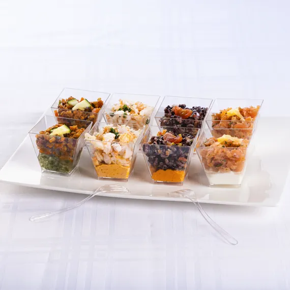 poulaillon-traiteur-verrines-4-saveurs-plateau-8-verrines image 1
