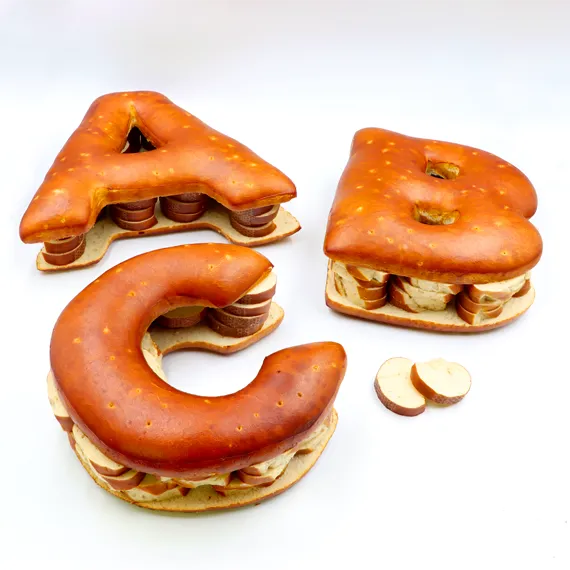 poulaillon-lettres-chiffres-moricette-toasts-garnir image 1