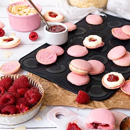 mastrad-f45514-feuille-macarons-silicone-noir-lot-2 image 4